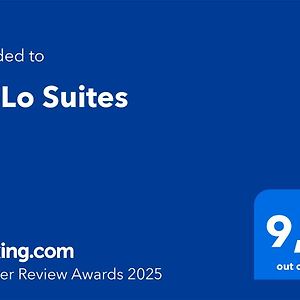 Molo Suites
